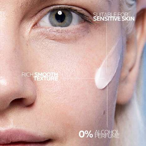 La Roche Posay Toleriane Sensitive Riche Prebiotic Cream 40ml applied on sensitive skin showing rich smooth texture.
